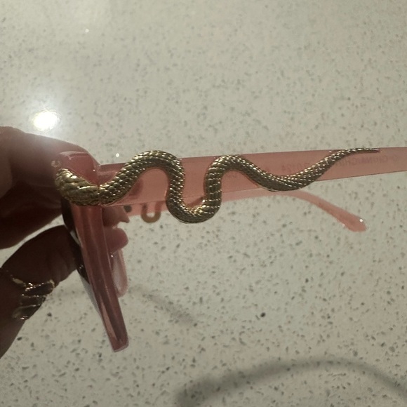 NWOT Betsey Johnson Serpentine Sunglasses Cat Eye PINK - Picture 5 of 7